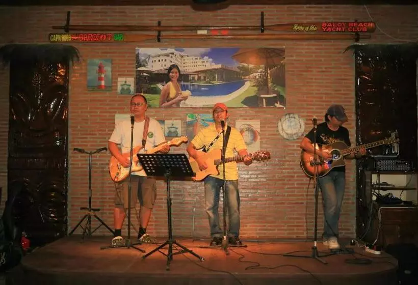 Wild Orchid Beach Resort