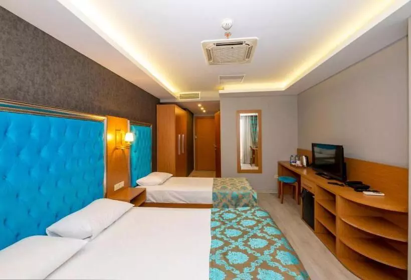 Nocleg ze śniadaniem Grand Palace