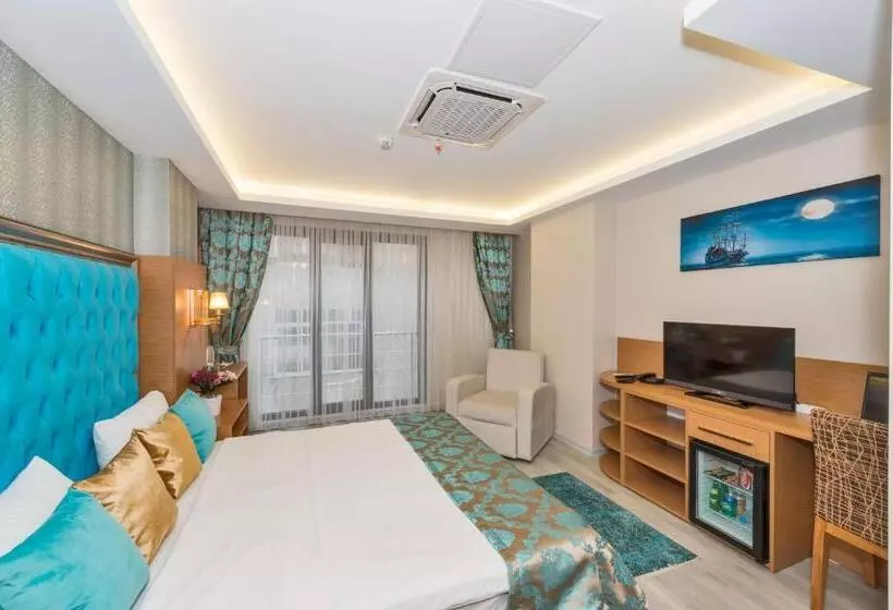 Nocleg ze śniadaniem Grand Palace