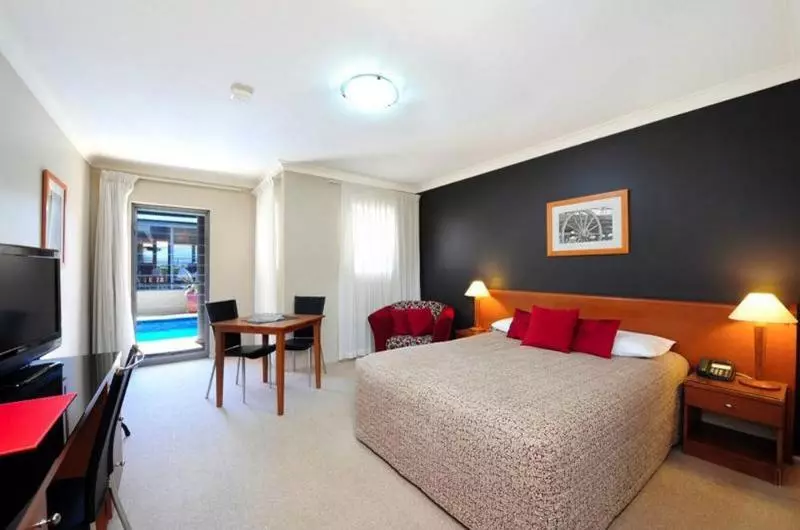 Berry Village Boutique Motel