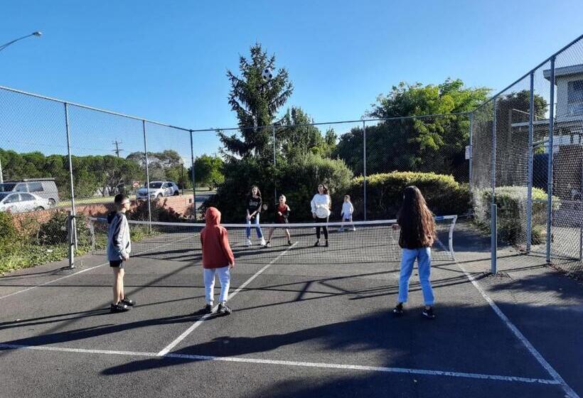 فندق Abbotswood Motor Inn