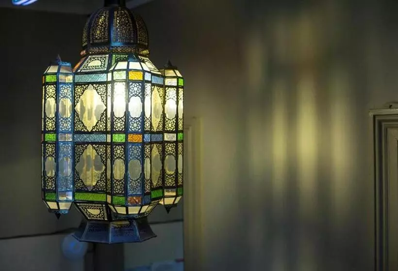 בית מלון כפרי Cambridge Lodge