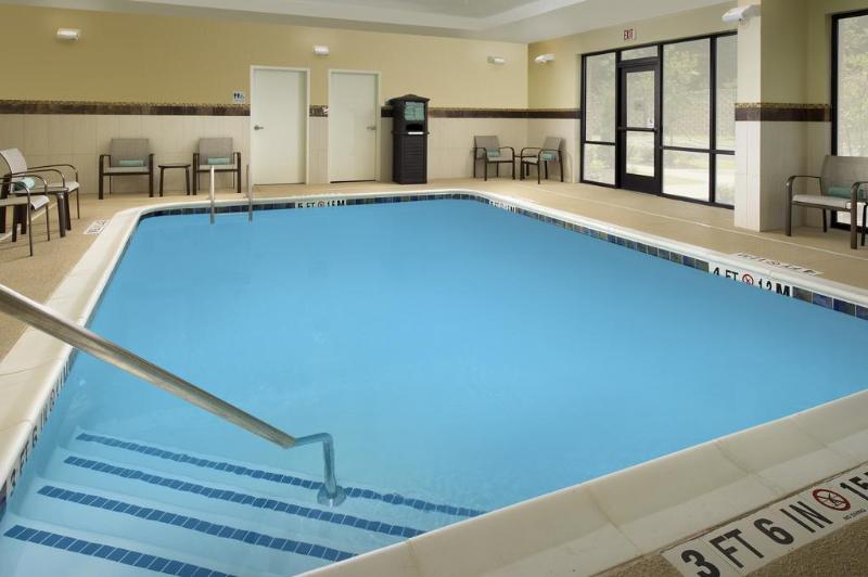 ホテル Courtyard By Marriott Atlanta Ne/duluth Sugarloaf