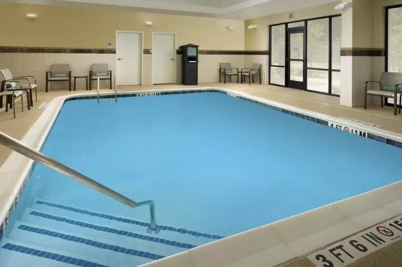 ホテル Courtyard By Marriott Atlanta Ne/duluth Sugarloaf
