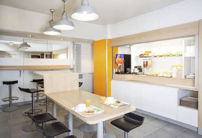 Hotel F1 Aulnay Garonor A1