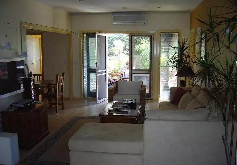 호텔 Hastings Cove Holiday Apartments