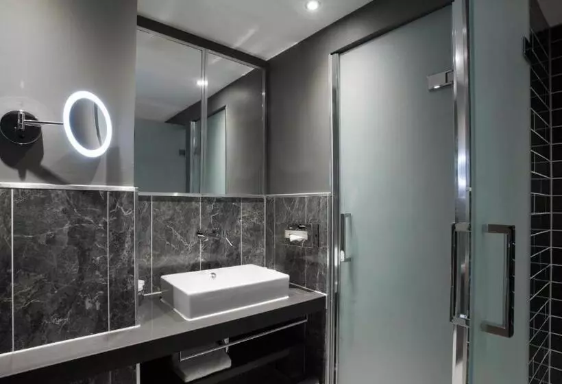 هتل Holiday Inn Manchester City Centre, An Ihg