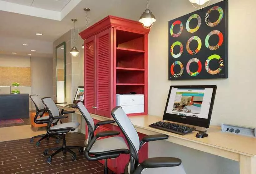 ホテル Home2 Suites By Hilton Durham Chapel Hill