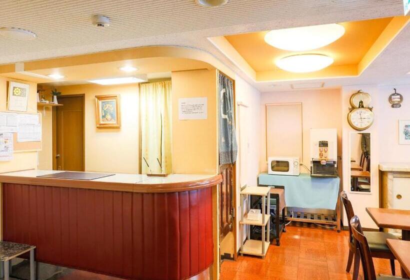 Отель Kochi Sakura