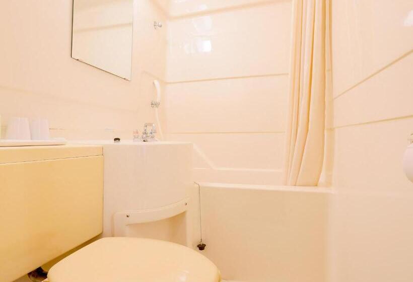 Отель Kochi Sakura