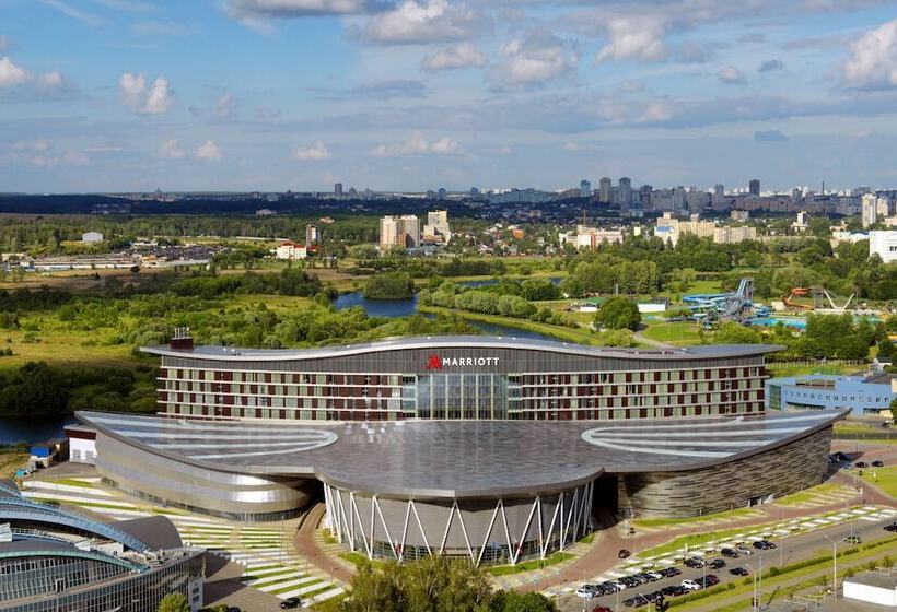 ホテル Minsk Marriott