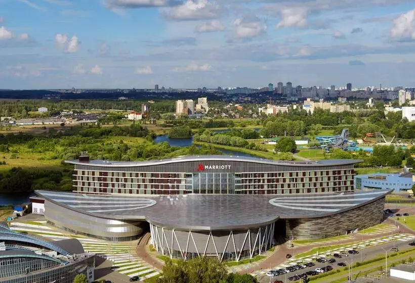 ホテル Minsk Marriott