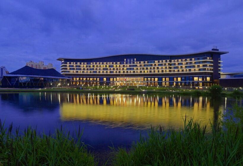 ホテル Minsk Marriott