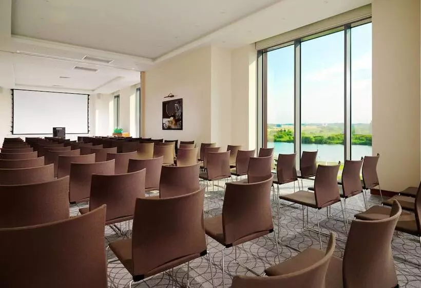 ホテル Minsk Marriott