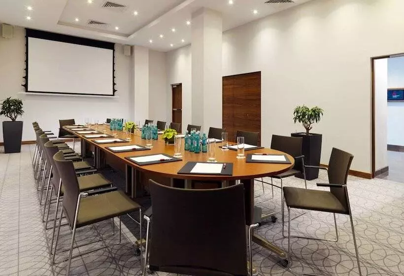 ホテル Minsk Marriott