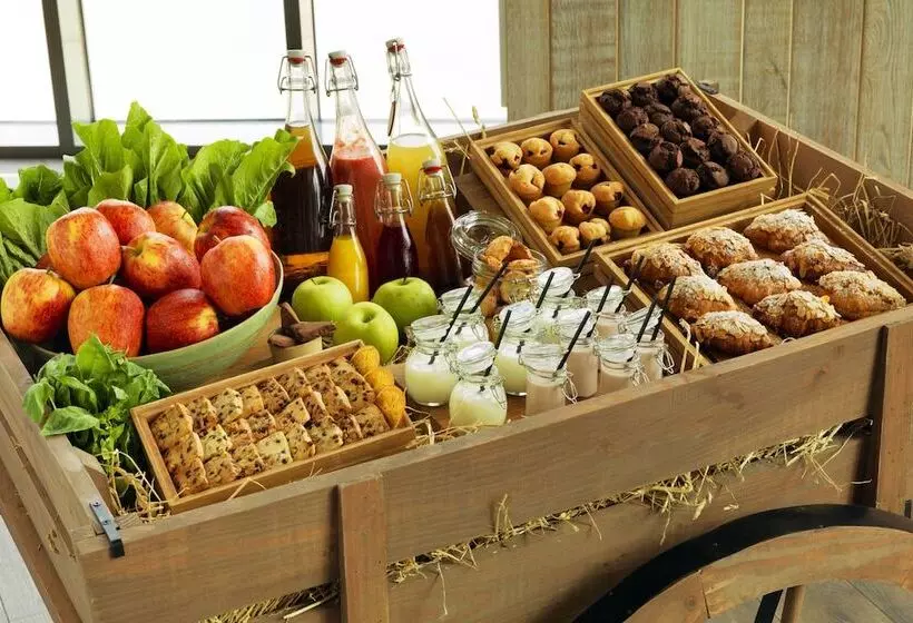 ホテル Minsk Marriott