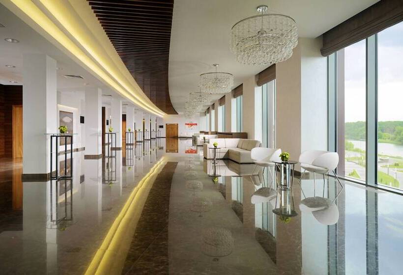 ホテル Minsk Marriott