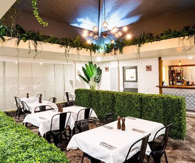 ホテル Parkview Motor Inn