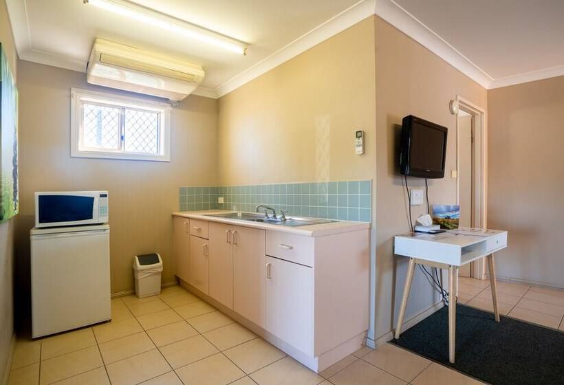 Отель Parkview Motor Inn