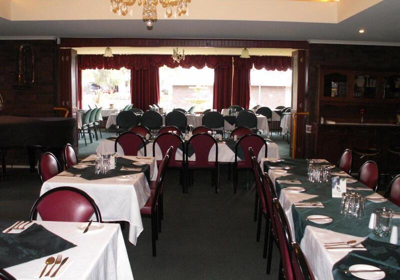 Отель Parkview Motor Inn