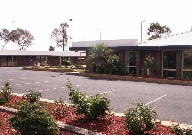 Отель Parkview Motor Inn