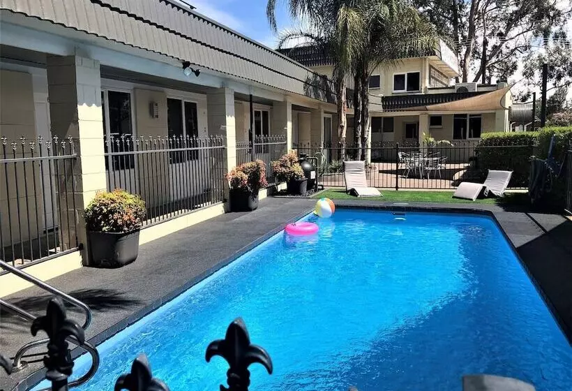 Hotel Ryley Motor Inn