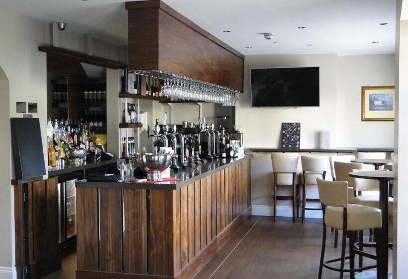 בית מלון כפרי The Maypole At Wellow