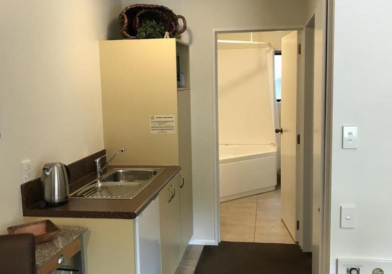 בית מלון כפרי Tuscana Motor Lodge