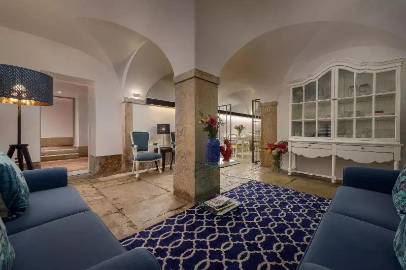 پانسیون Alecrim Ao Chiado