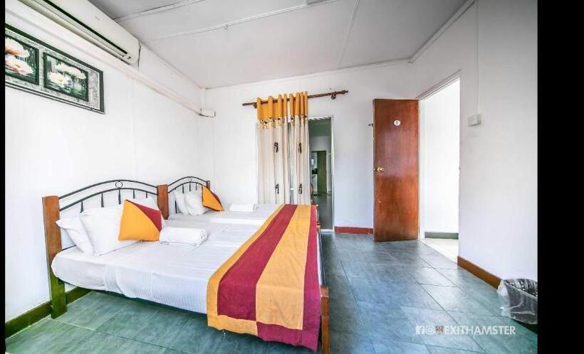 Panzió Charlton Kandy City Rest