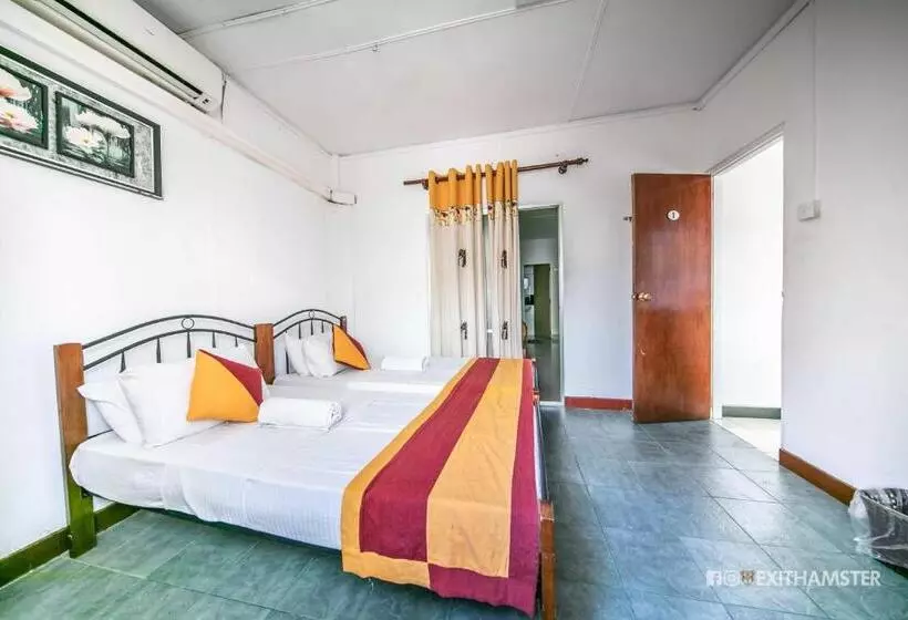 بنسيون Charlton Kandy City Rest