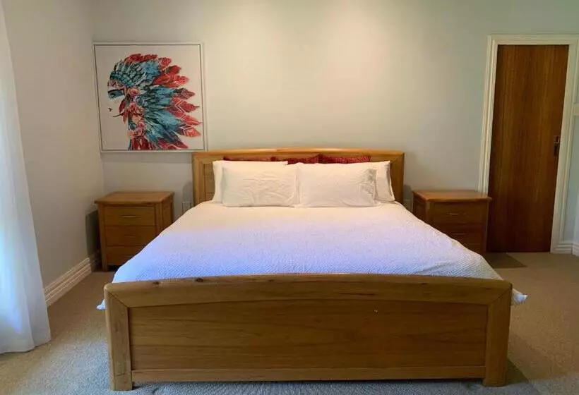 The Retreat At Stirling