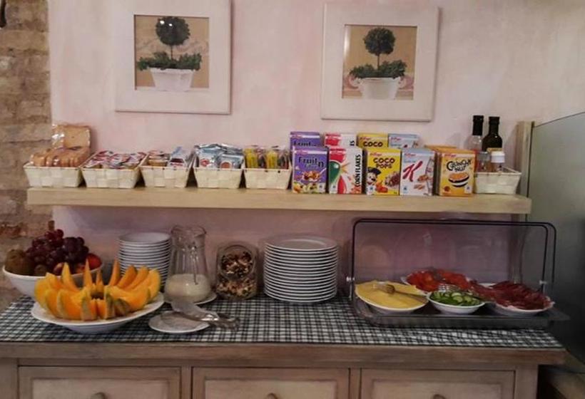 مبيت وإفطار Garnì Del Gardoncino