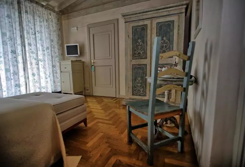 Bed and Breakfast Garnì Del Gardoncino