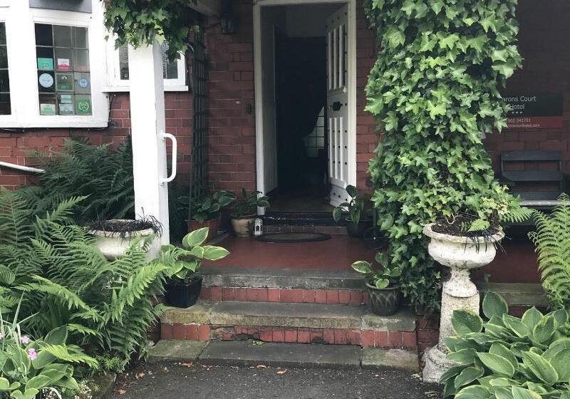 فندق Barons Court