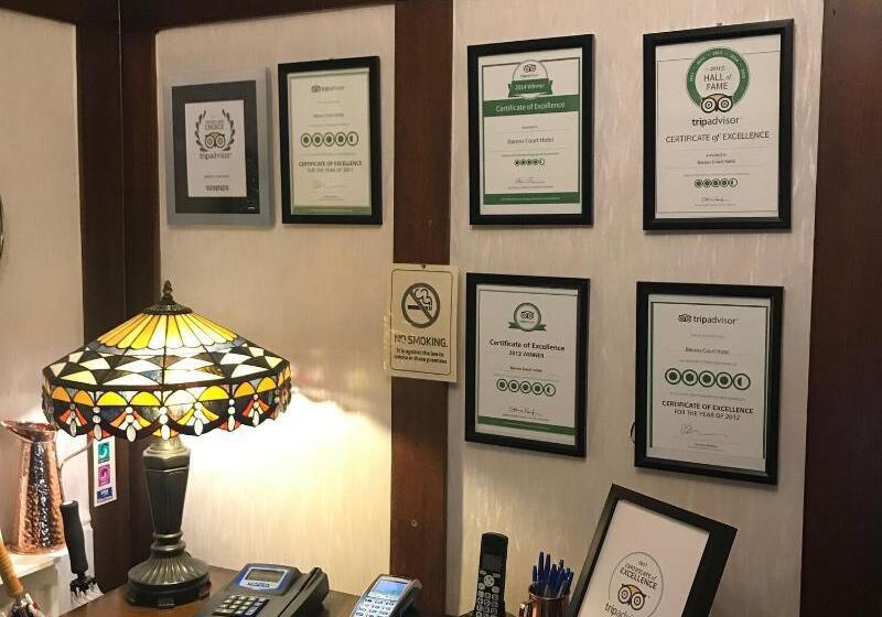 فندق Barons Court