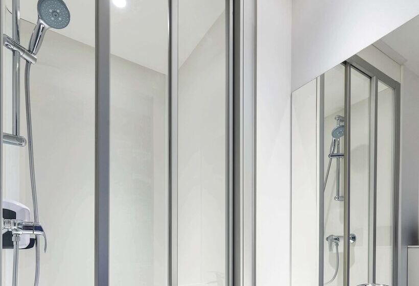 Hotel F1 Marseille Est