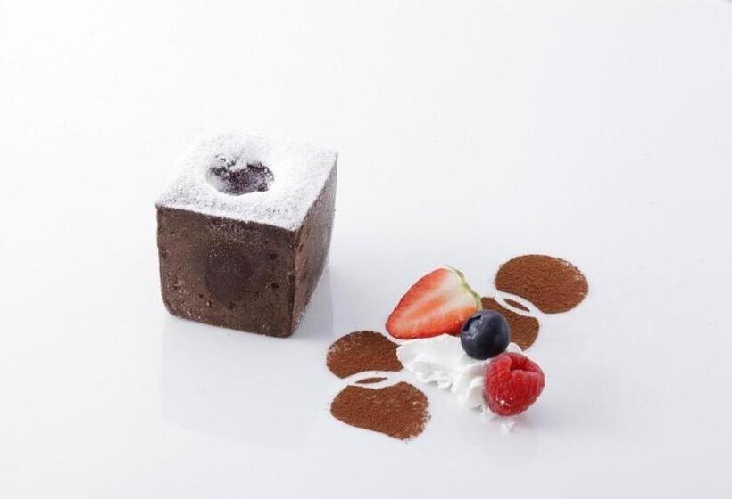 Отель Grand Shinonome