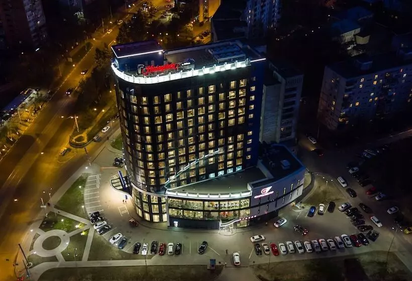 فندق Hampton By Hilton Nizhny Novgorod