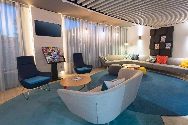 Hotel Holiday Inn Express Paris Velizy, An Ihg