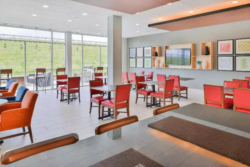 ホテル Holiday Inn Express & Suites Salem, An Ihg