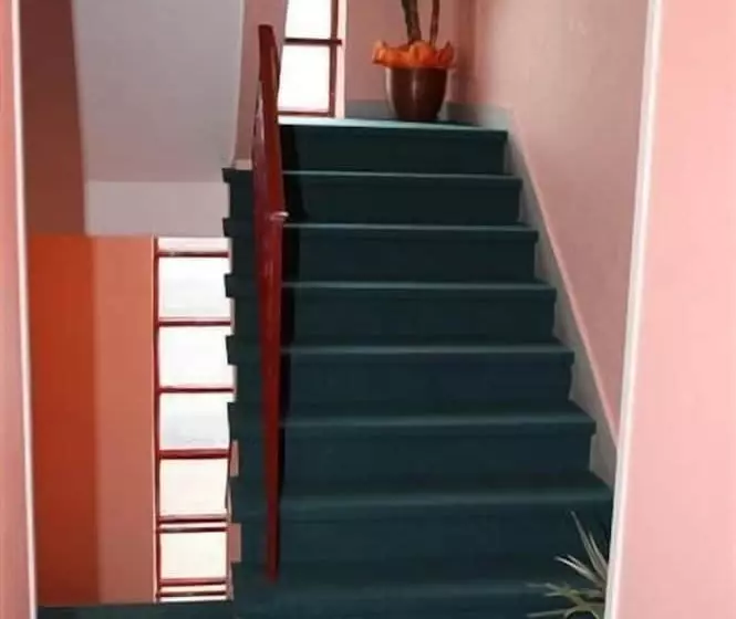 هتل Hôtel   Restaurant   Brasserie Saint Germain