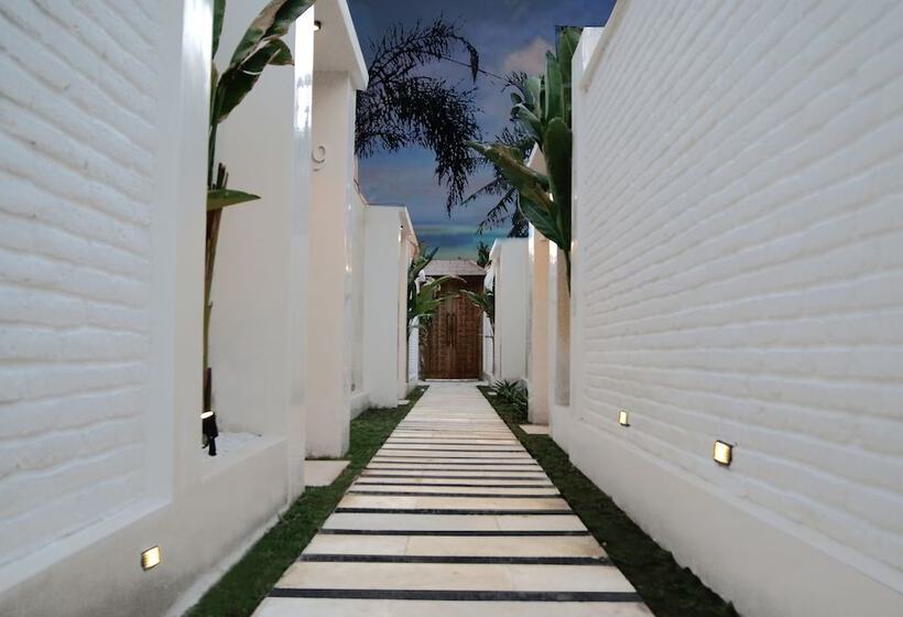 ホテル Kaleydo Villas