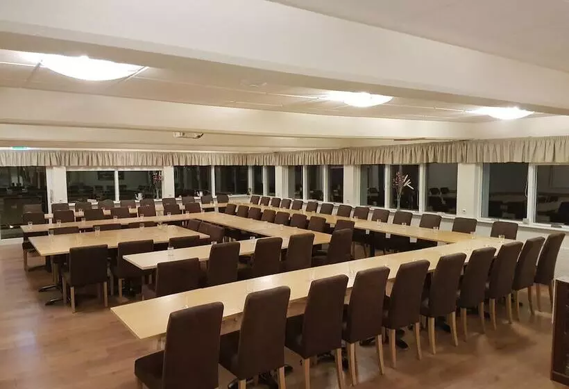 هتل Kjarnalundur Aurora Dream Lodges And Rooms