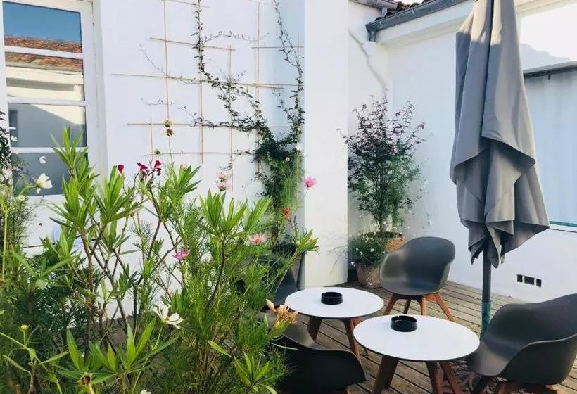 בית מלון כפרי Le Clocher