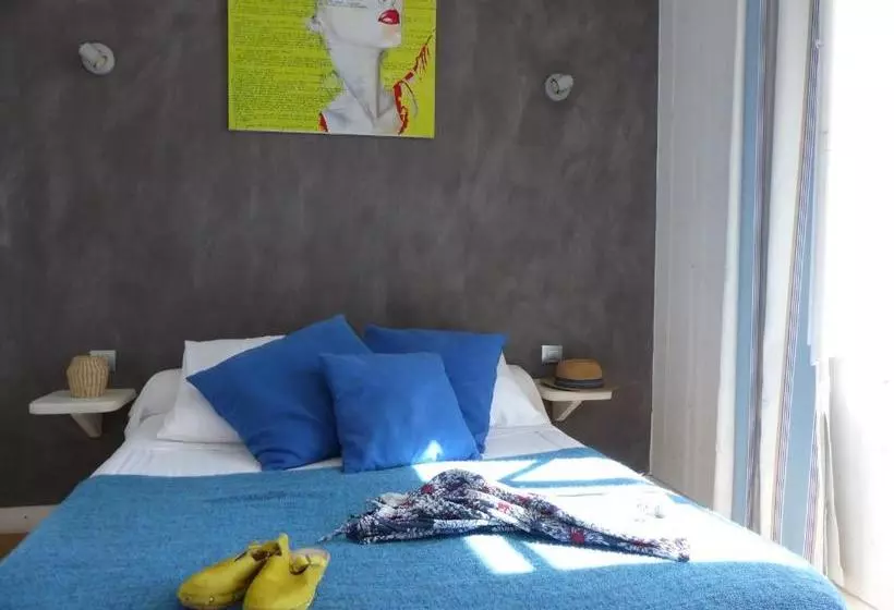 בית מלון כפרי Le Clocher