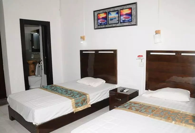 هتل Le Flamboyant