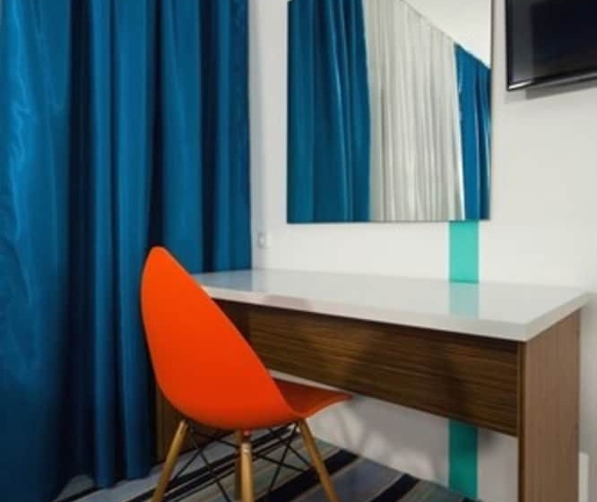 호텔 Maxrooms Global Sky