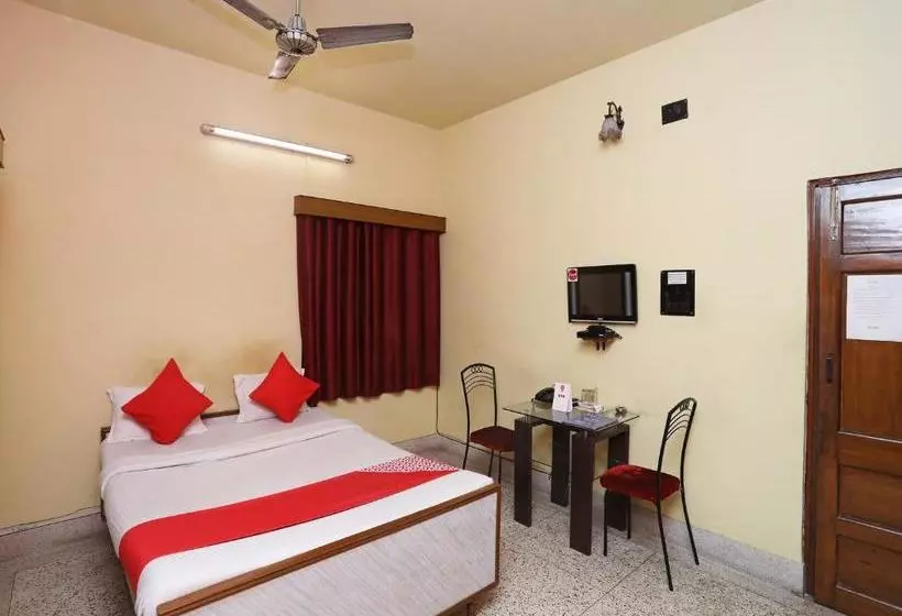 ホテル Oyo Rooms Salt Lake Karunamoyee