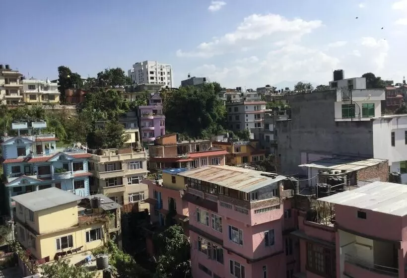 هتل Pashupati Darshan
